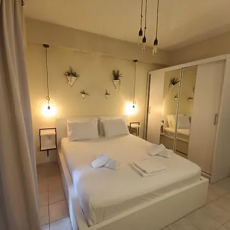 Martha's Apartament *